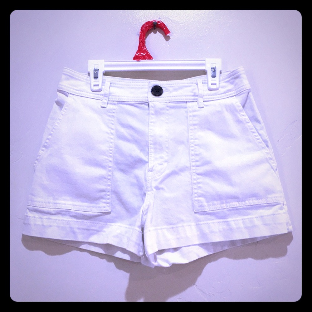 H&M Cream HighWaist Short with pockets